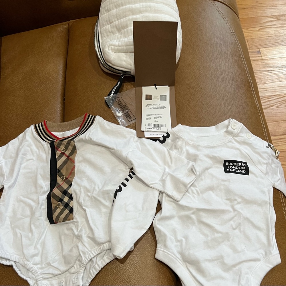 Burberry infant shirt